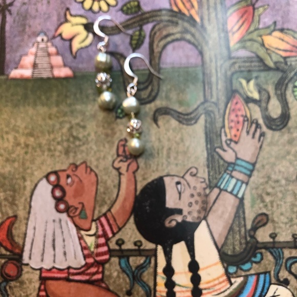 Pearl & Peridot Earrings - Picture 8 of 8